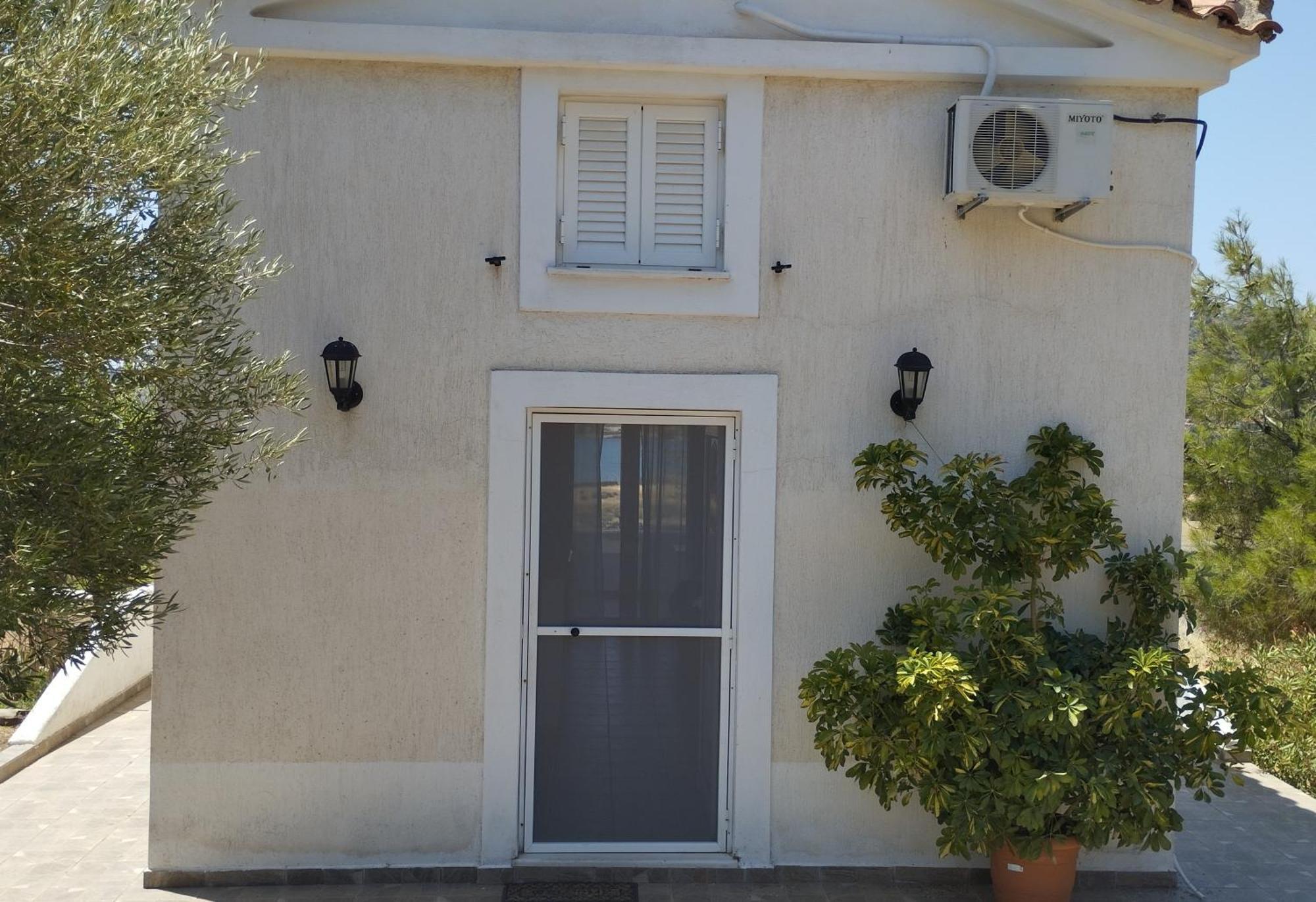 "Koukmos Beach" Greenspace Living - Private Sandy Beach Parakoila Exterior photo